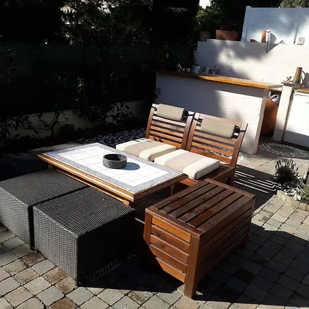 Les Hameaux De L'ermitage * イエール