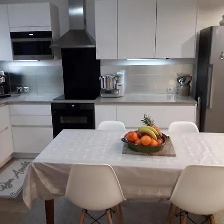 Les Hameaux De L'ermitage イエール